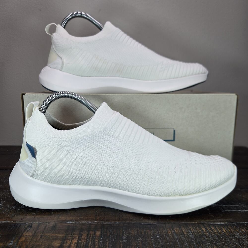 NEW Vessi Everyday Move Slip On Womens Size 9 Waterproof Shoes Sneakers White